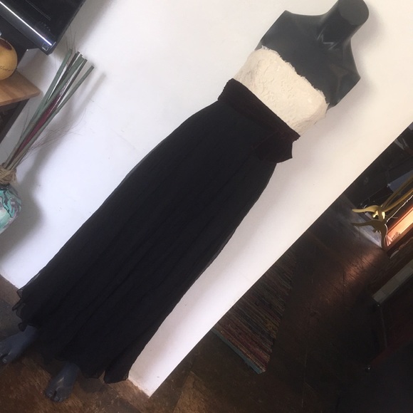 Laundry By Shelli Segal Dresses & Skirts - Laundry by Shelli  Segal long dress